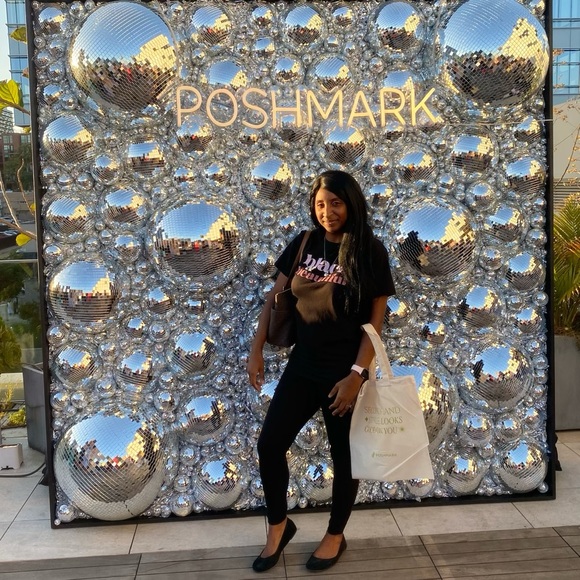 Meet your Posher, Dassah - Picture 2 of 3